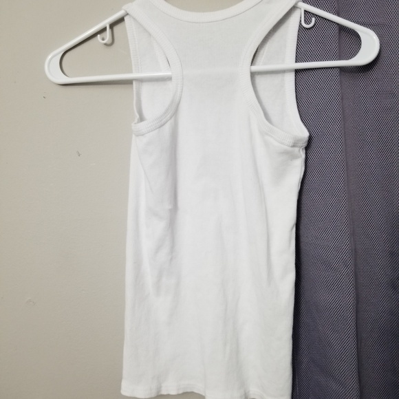 Racer back - Picture 2 of 2